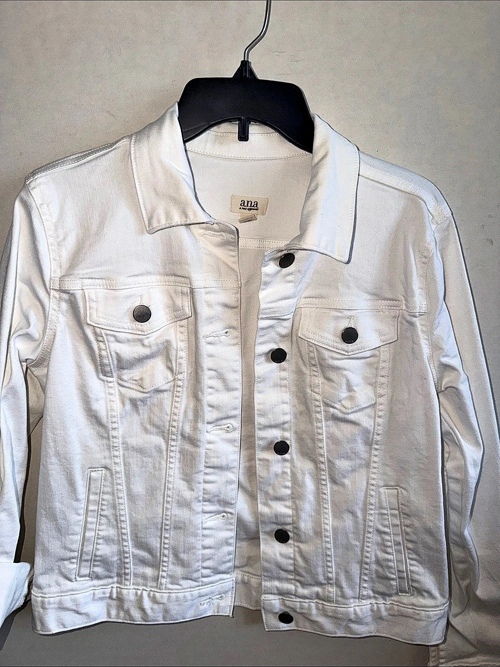 ana Women'Small White Jean Jacket Size Small Like New